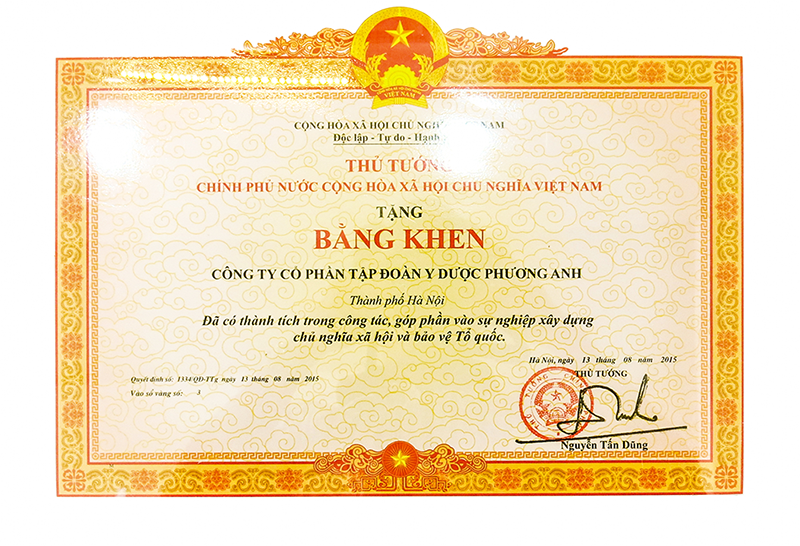 Nhận bằng khen của Thủ Tướng Chính Phủ